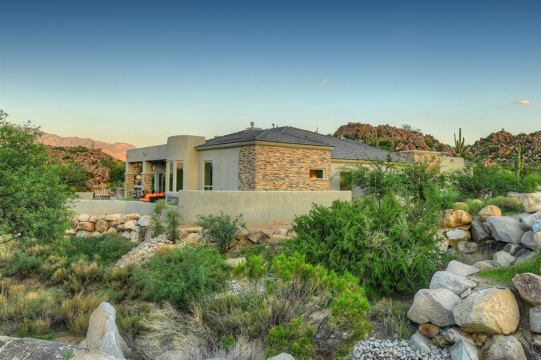 An A.F.&nbsp;Sterling custom home in Tucson
